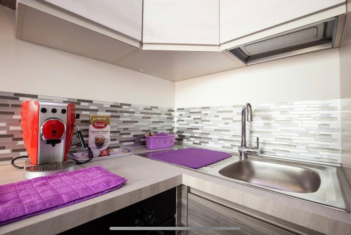 Stylish Close By Trastevere And Life Apartment *