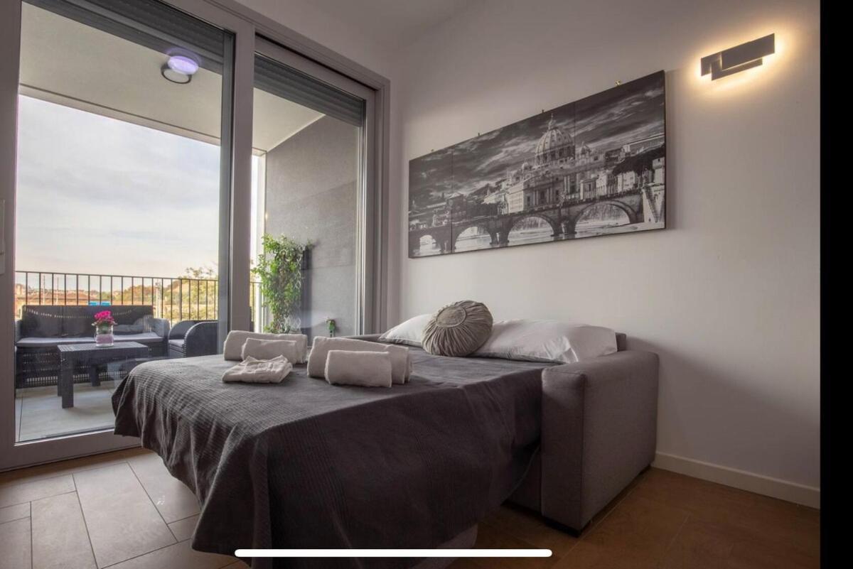 Stylish Close By Trastevere And Life Apartment *